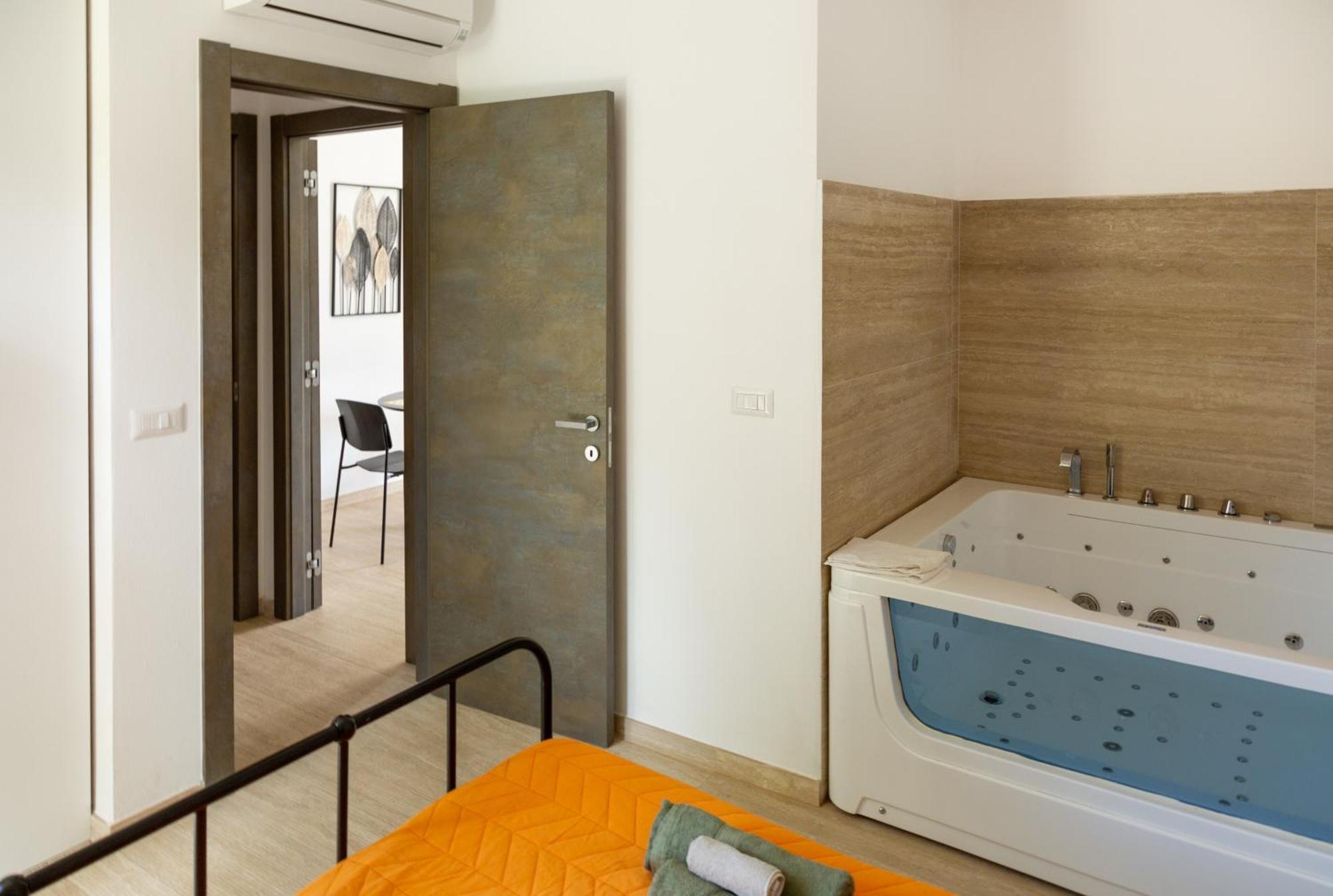 Maris Suite - Appartamento Con Vasca Idromassaggio Alghero Zewnętrze zdjęcie